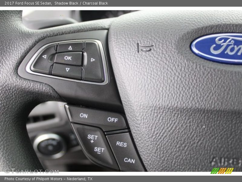 Shadow Black / Charcoal Black 2017 Ford Focus SE Sedan