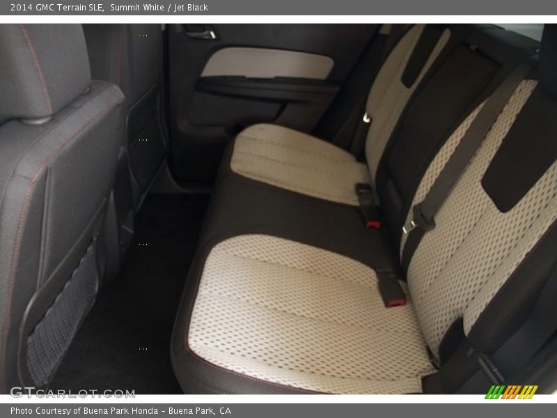 Summit White / Jet Black 2014 GMC Terrain SLE
