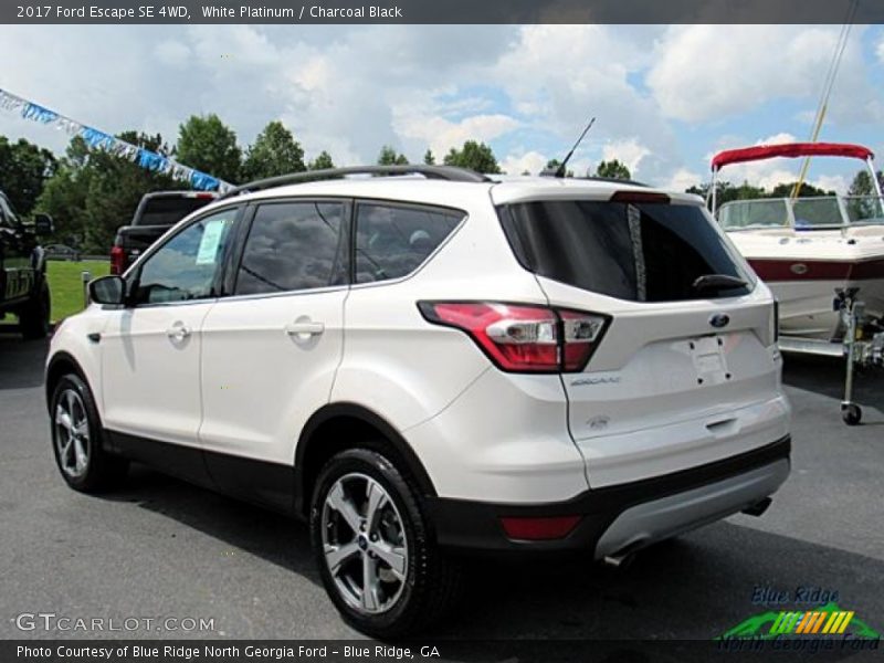 White Platinum / Charcoal Black 2017 Ford Escape SE 4WD