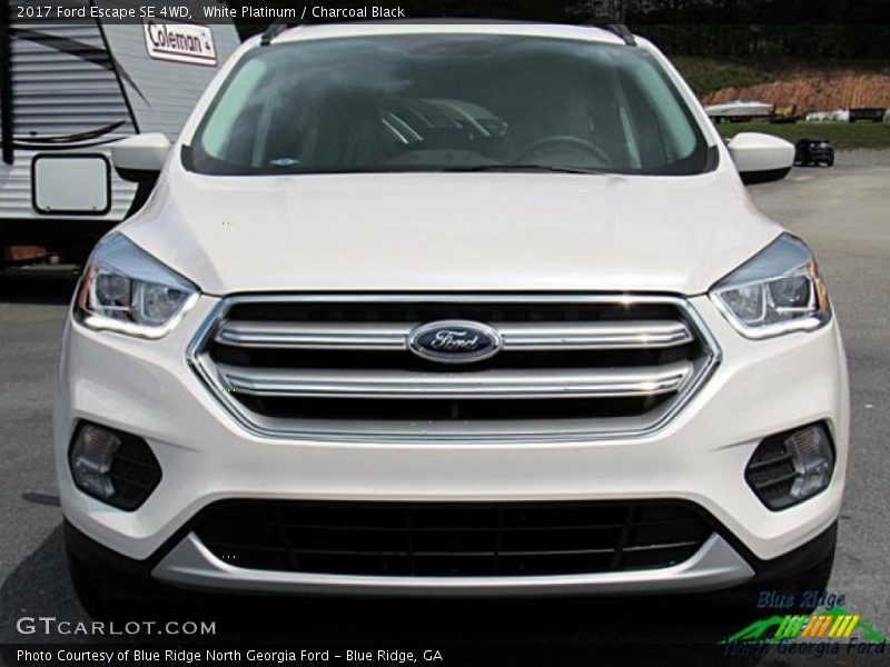 White Platinum / Charcoal Black 2017 Ford Escape SE 4WD