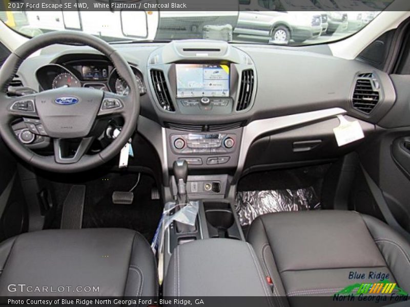 White Platinum / Charcoal Black 2017 Ford Escape SE 4WD