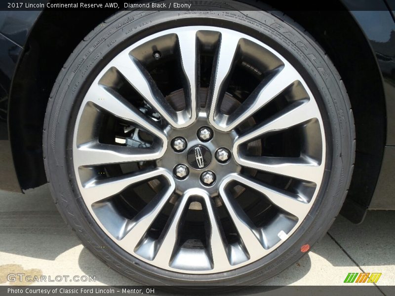 Diamond Black / Ebony 2017 Lincoln Continental Reserve AWD