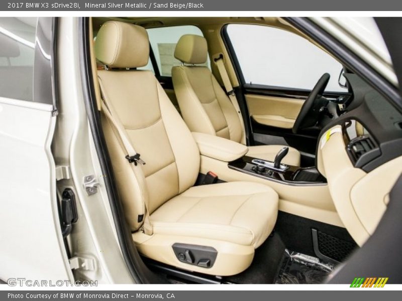 Mineral Silver Metallic / Sand Beige/Black 2017 BMW X3 sDrive28i