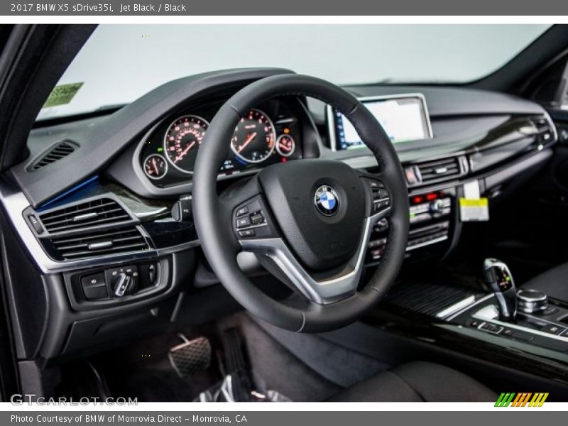 Jet Black / Black 2017 BMW X5 sDrive35i
