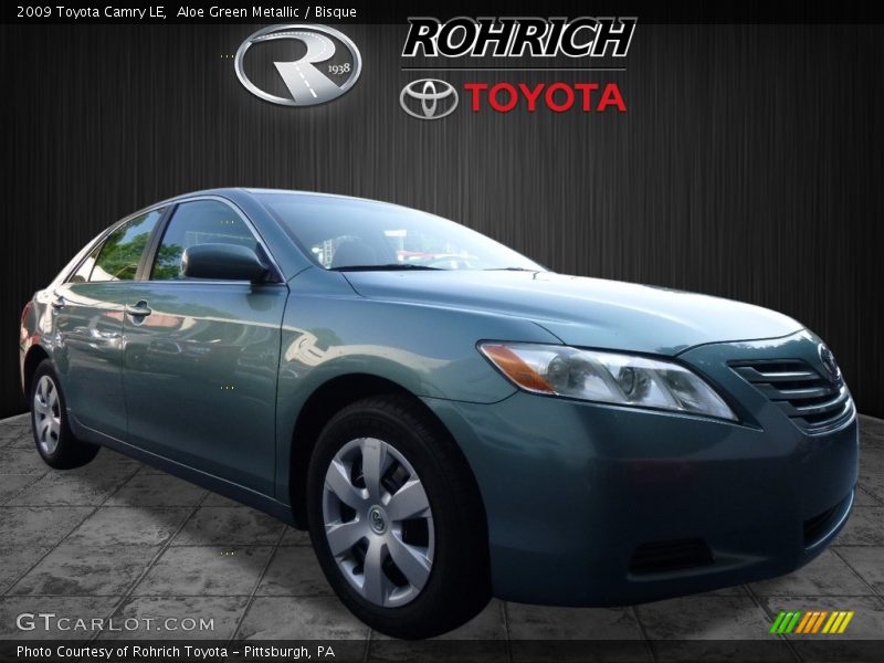 Aloe Green Metallic / Bisque 2009 Toyota Camry LE