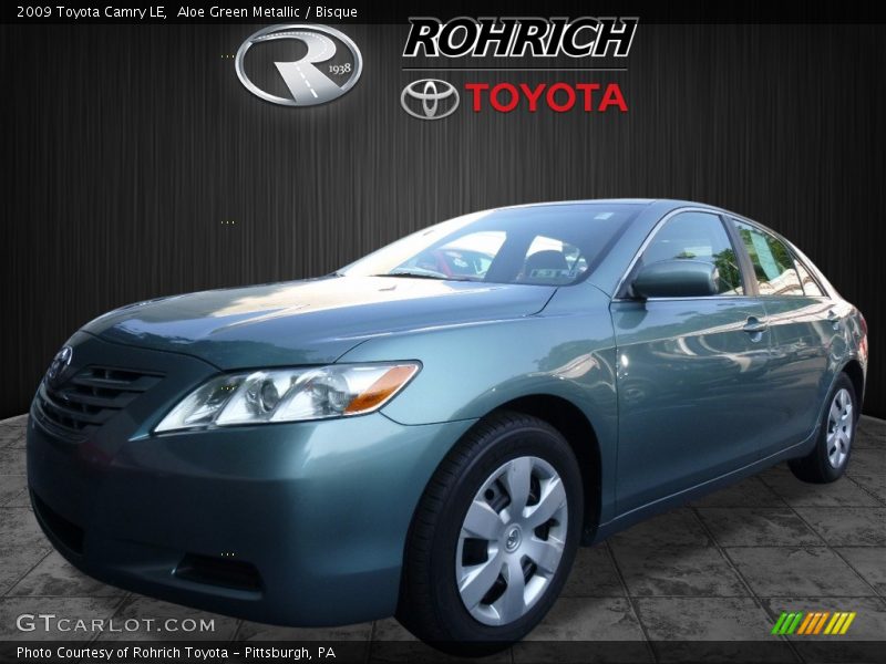 Aloe Green Metallic / Bisque 2009 Toyota Camry LE