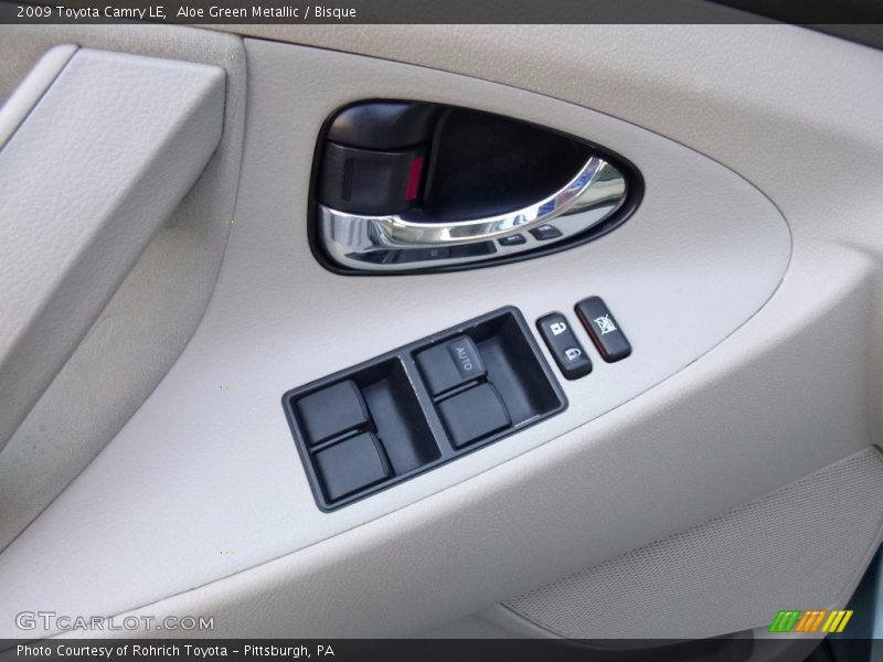 Aloe Green Metallic / Bisque 2009 Toyota Camry LE