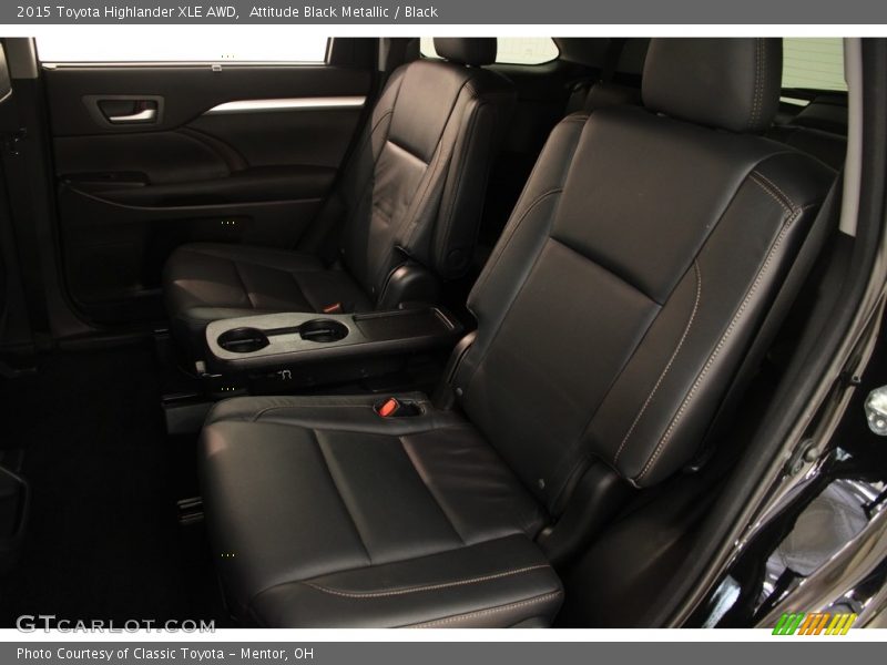 Attitude Black Metallic / Black 2015 Toyota Highlander XLE AWD