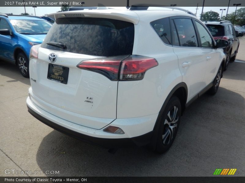 Super White / Black 2017 Toyota RAV4 LE