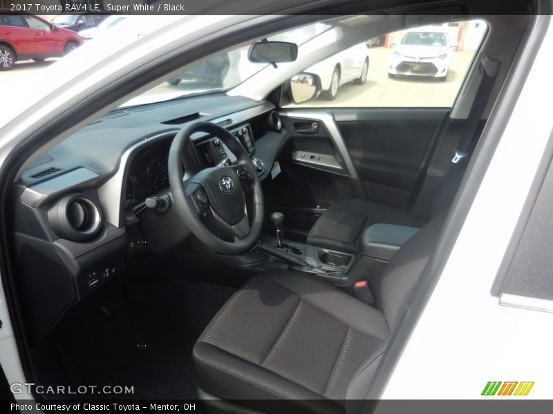 Super White / Black 2017 Toyota RAV4 LE