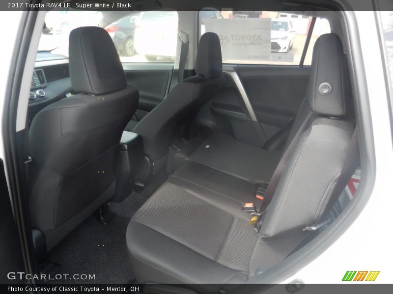 Super White / Black 2017 Toyota RAV4 LE