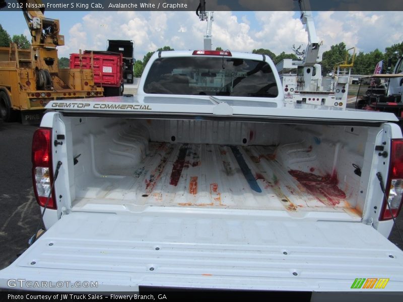 Avalanche White / Graphite 2012 Nissan Frontier S King Cab