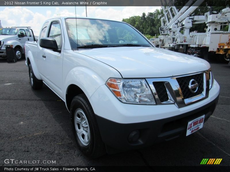 Avalanche White / Graphite 2012 Nissan Frontier S King Cab