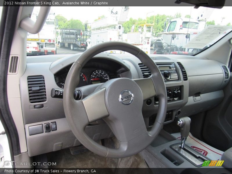 Avalanche White / Graphite 2012 Nissan Frontier S King Cab