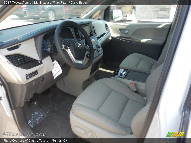 Blizzard White Pearl / Dark Bisque 2017 Toyota Sienna XLE
