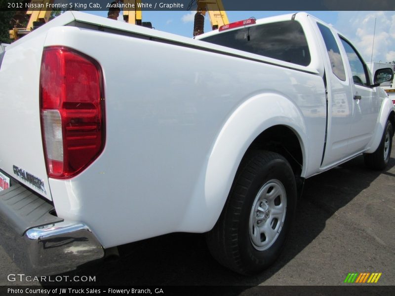 Avalanche White / Graphite 2012 Nissan Frontier S King Cab