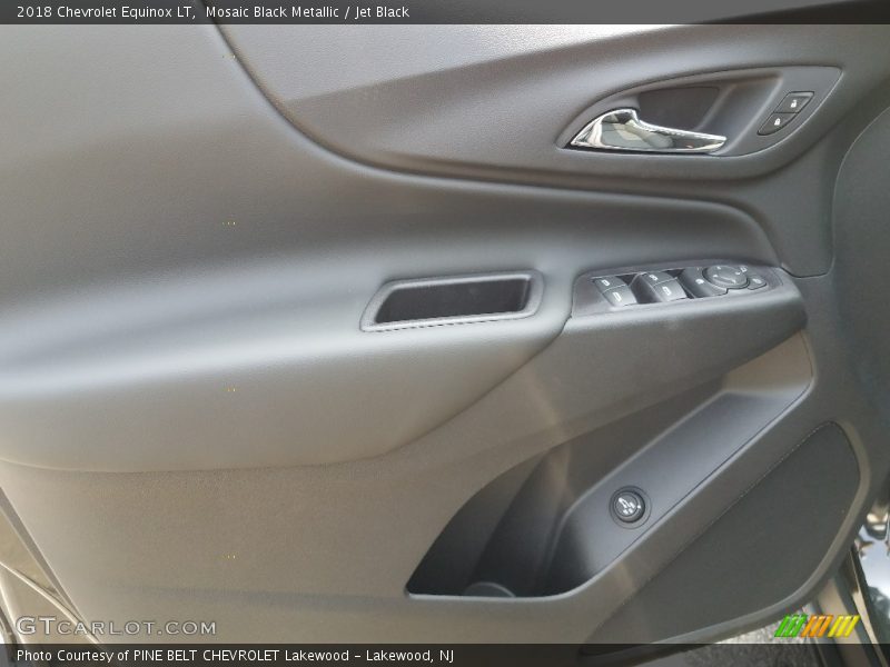 Mosaic Black Metallic / Jet Black 2018 Chevrolet Equinox LT