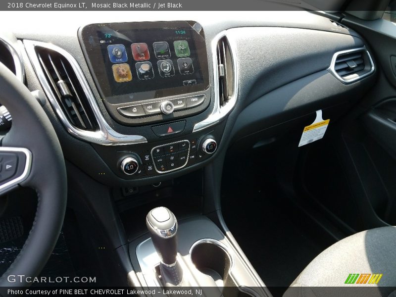 Mosaic Black Metallic / Jet Black 2018 Chevrolet Equinox LT