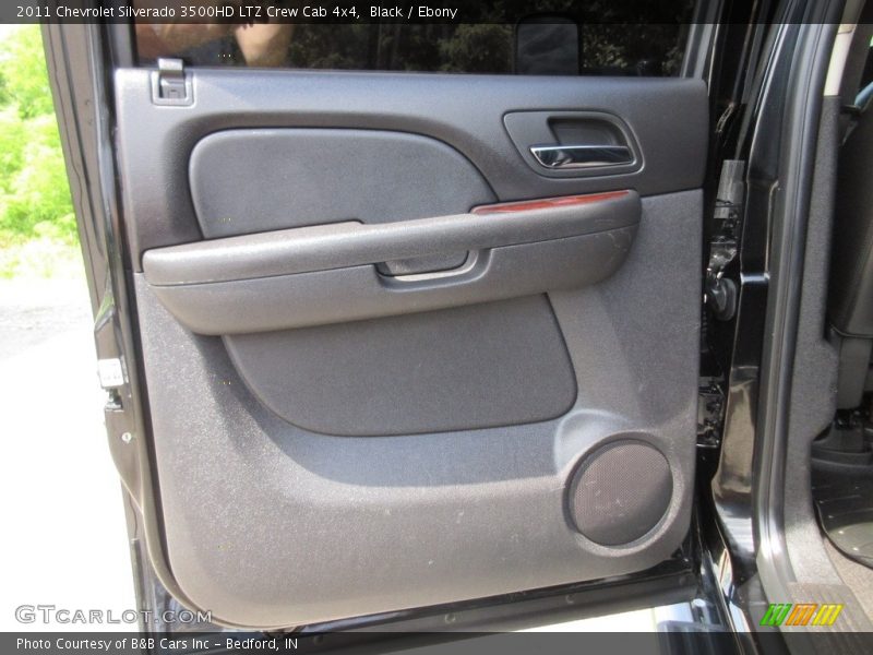 Black / Ebony 2011 Chevrolet Silverado 3500HD LTZ Crew Cab 4x4