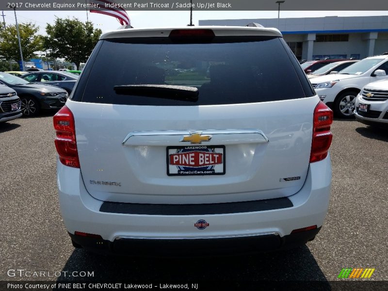 Iridescent Pearl Tricoat / Saddle Up/Jet Black 2017 Chevrolet Equinox Premier