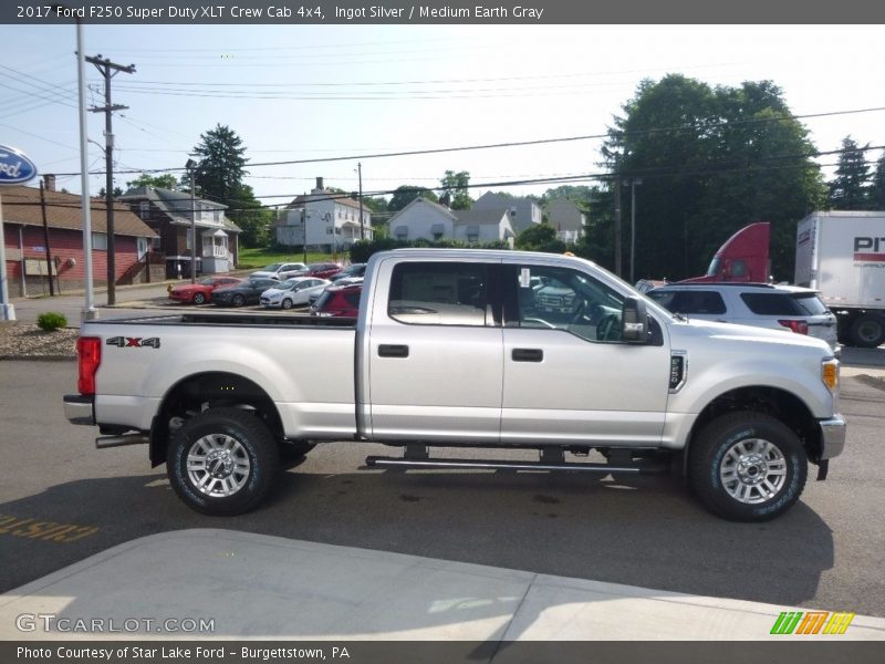 Ingot Silver / Medium Earth Gray 2017 Ford F250 Super Duty XLT Crew Cab 4x4