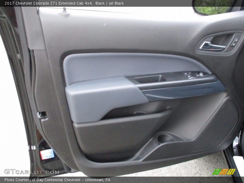 Black / Jet Black 2017 Chevrolet Colorado Z71 Extended Cab 4x4