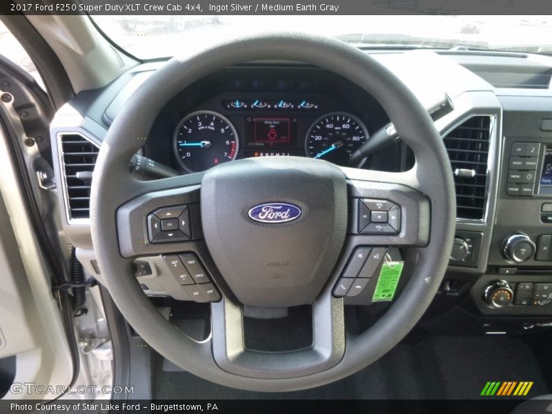 Ingot Silver / Medium Earth Gray 2017 Ford F250 Super Duty XLT Crew Cab 4x4