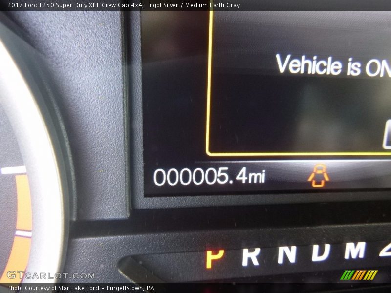 Ingot Silver / Medium Earth Gray 2017 Ford F250 Super Duty XLT Crew Cab 4x4