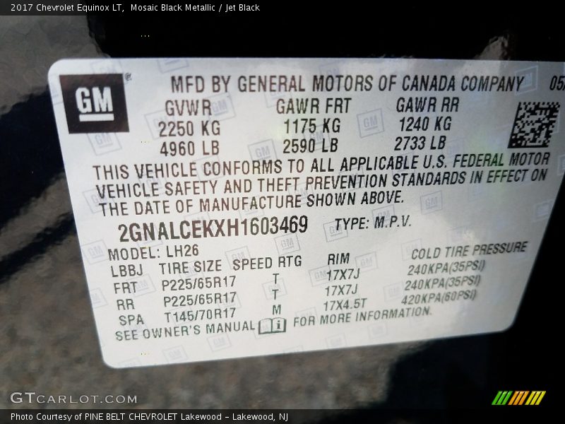 Mosaic Black Metallic / Jet Black 2017 Chevrolet Equinox LT