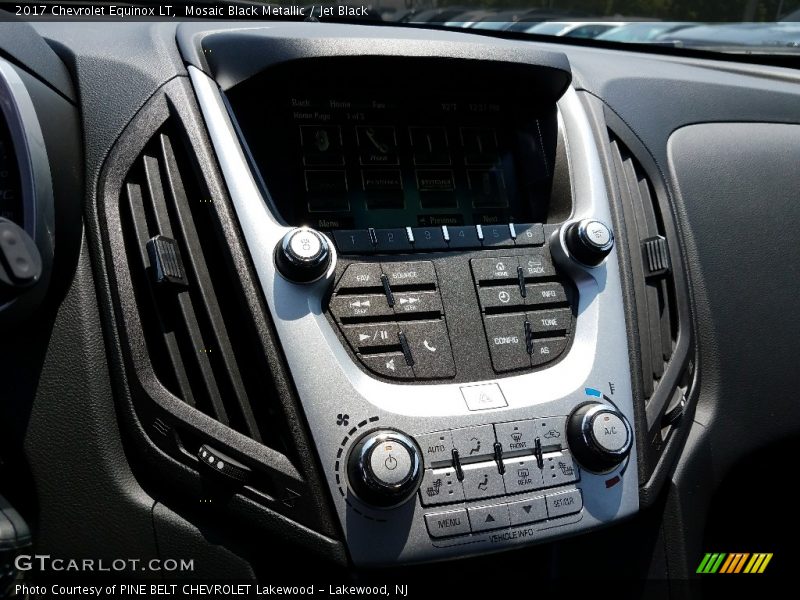 Mosaic Black Metallic / Jet Black 2017 Chevrolet Equinox LT