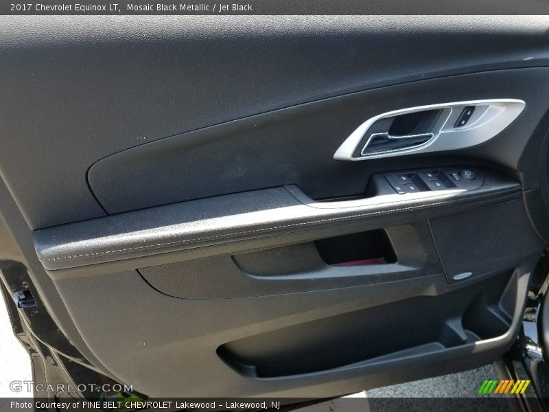 Mosaic Black Metallic / Jet Black 2017 Chevrolet Equinox LT