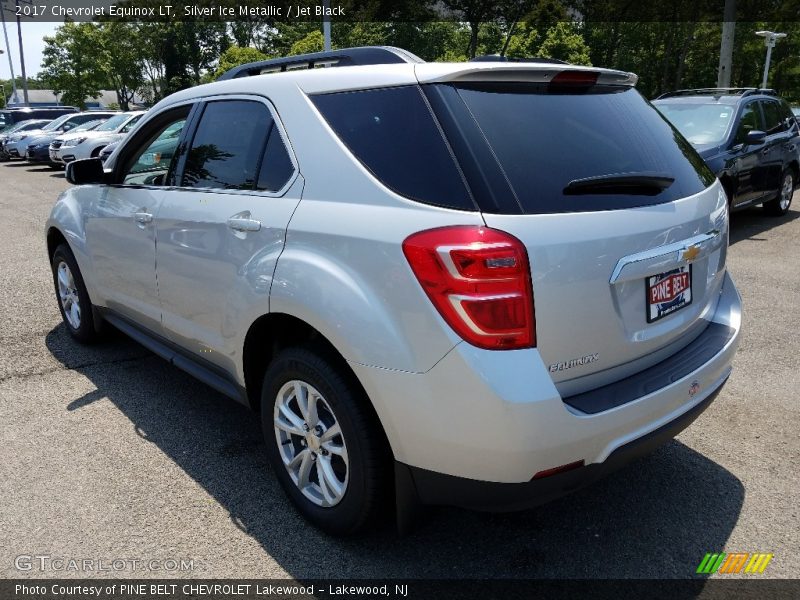 Silver Ice Metallic / Jet Black 2017 Chevrolet Equinox LT