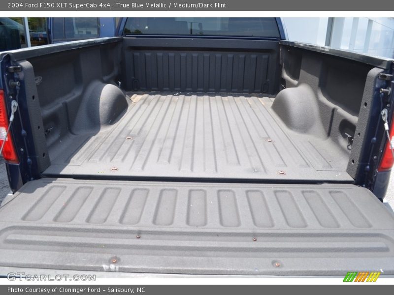 True Blue Metallic / Medium/Dark Flint 2004 Ford F150 XLT SuperCab 4x4