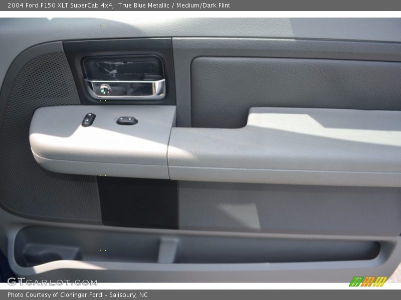True Blue Metallic / Medium/Dark Flint 2004 Ford F150 XLT SuperCab 4x4