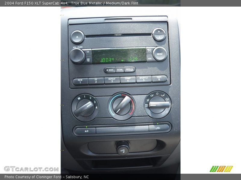 True Blue Metallic / Medium/Dark Flint 2004 Ford F150 XLT SuperCab 4x4