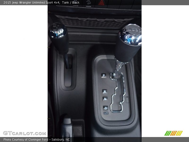 Tank / Black 2015 Jeep Wrangler Unlimited Sport 4x4
