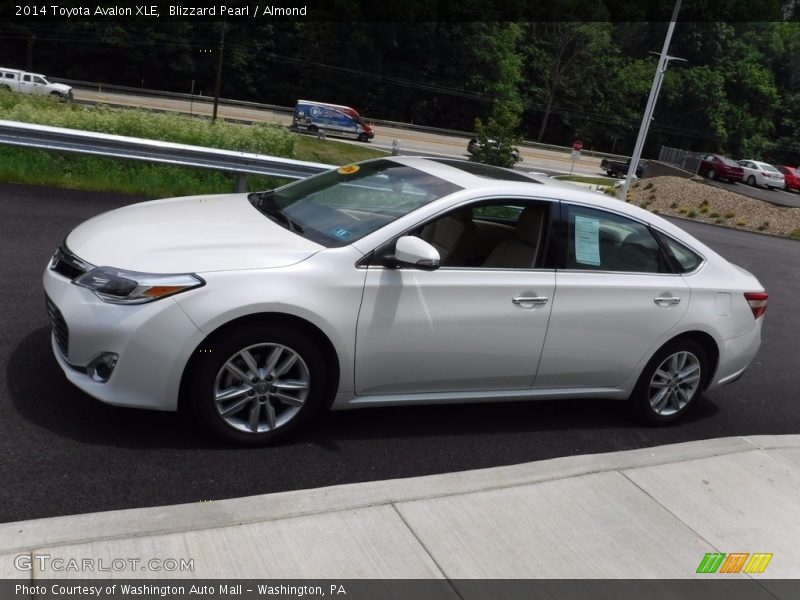 Blizzard Pearl / Almond 2014 Toyota Avalon XLE