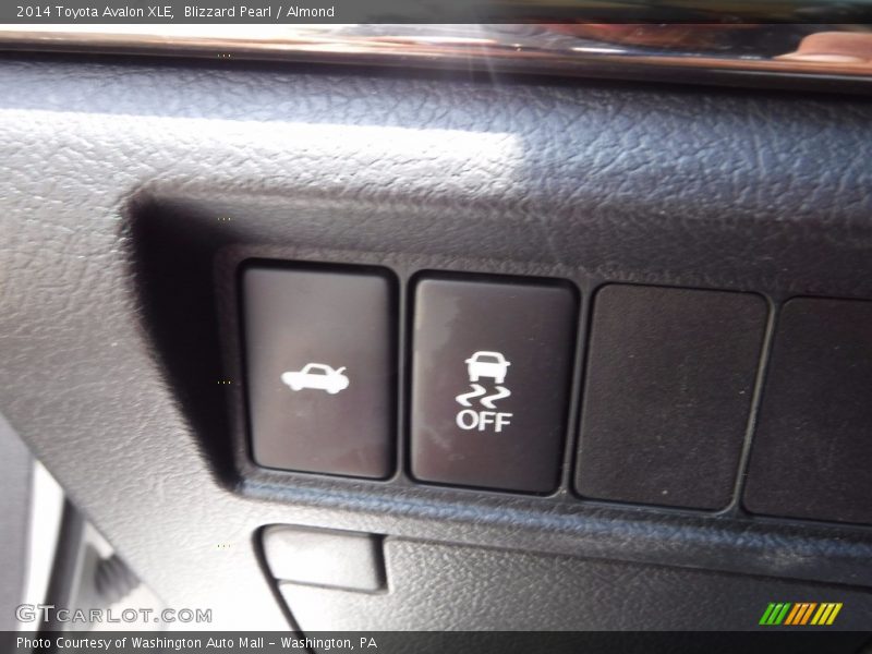 Blizzard Pearl / Almond 2014 Toyota Avalon XLE