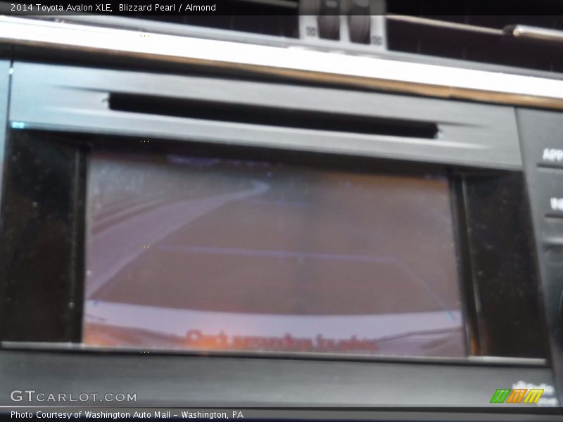 Blizzard Pearl / Almond 2014 Toyota Avalon XLE