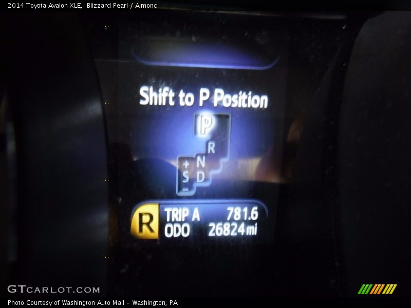 Blizzard Pearl / Almond 2014 Toyota Avalon XLE