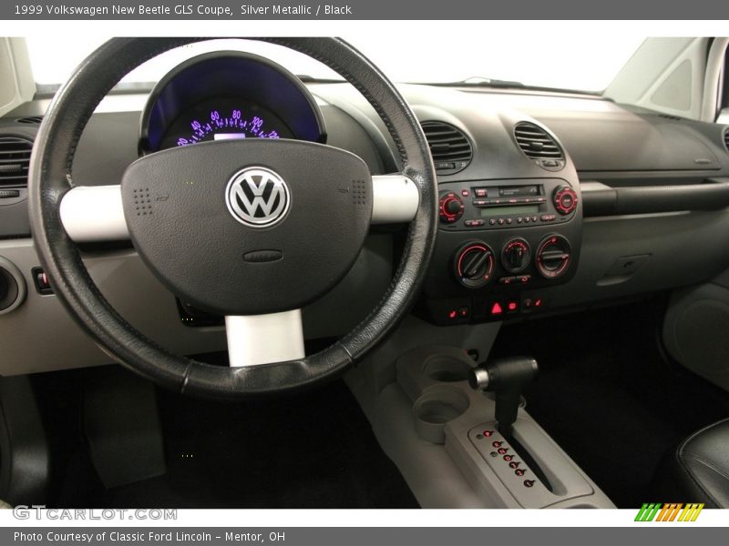Silver Metallic / Black 1999 Volkswagen New Beetle GLS Coupe