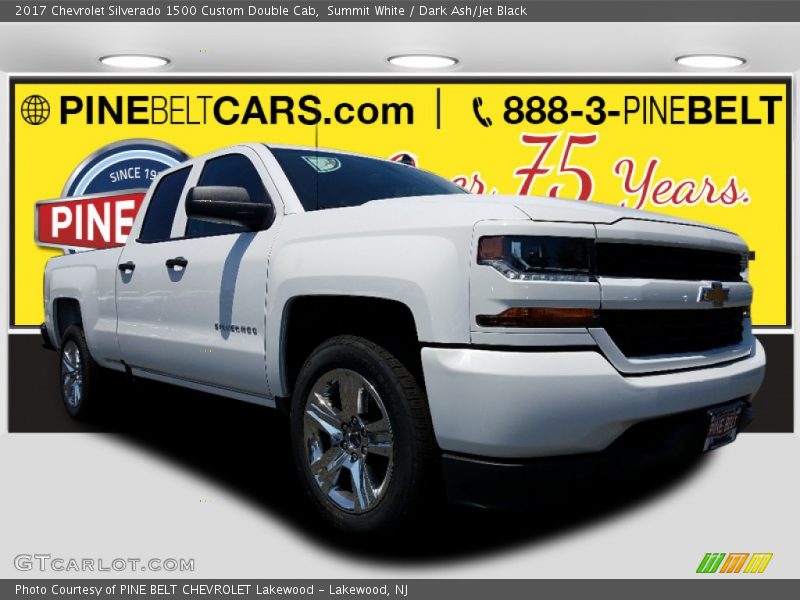 Summit White / Dark Ash/Jet Black 2017 Chevrolet Silverado 1500 Custom Double Cab