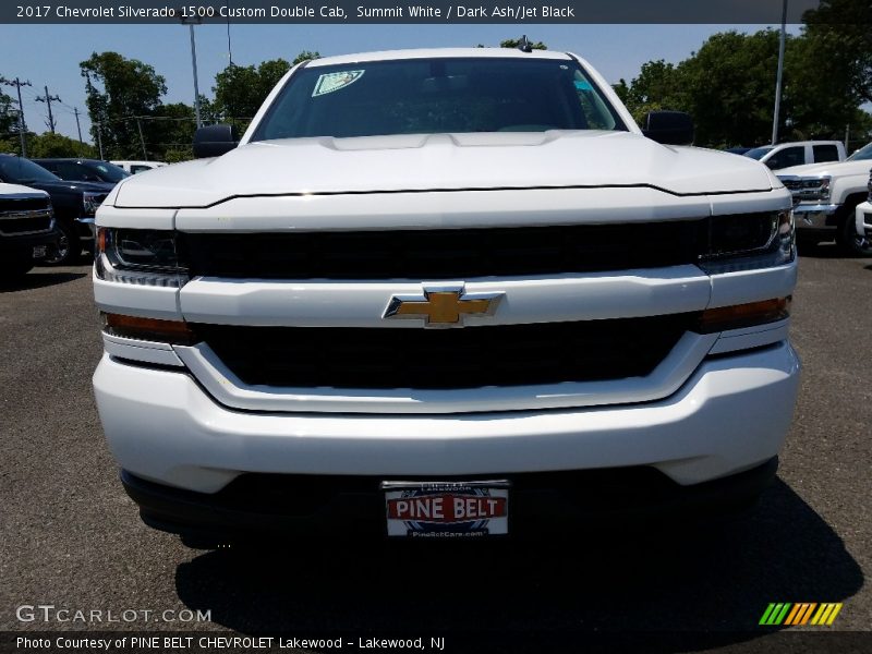 Summit White / Dark Ash/Jet Black 2017 Chevrolet Silverado 1500 Custom Double Cab