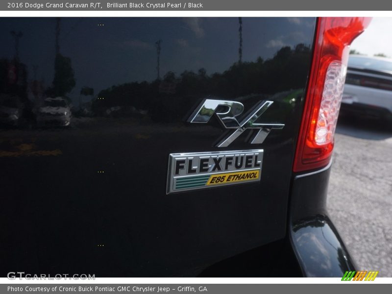 Brilliant Black Crystal Pearl / Black 2016 Dodge Grand Caravan R/T