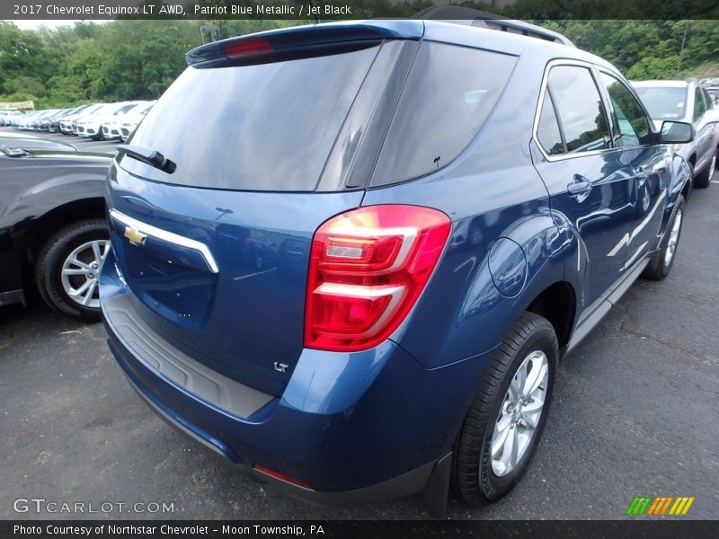 Patriot Blue Metallic / Jet Black 2017 Chevrolet Equinox LT AWD