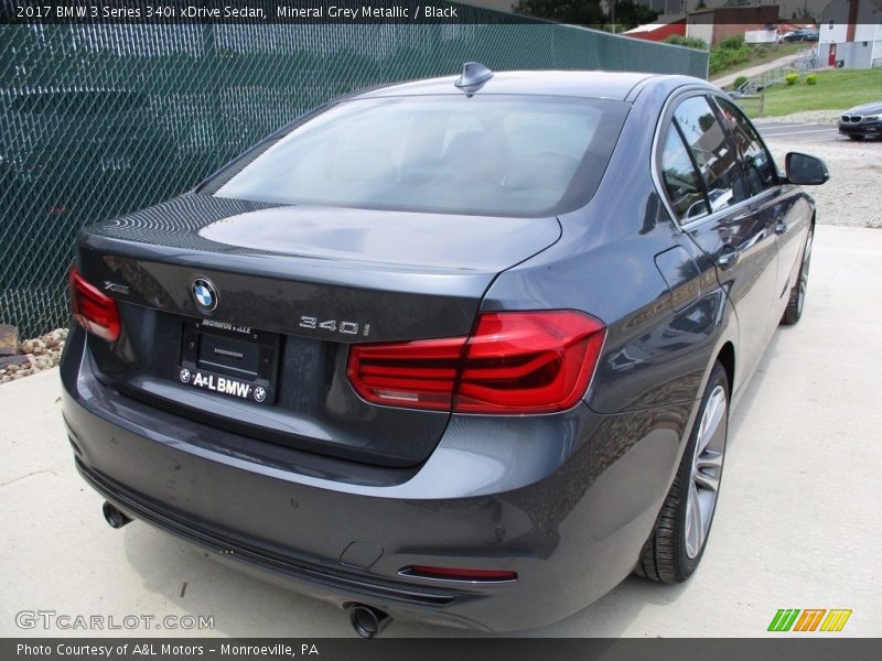 Mineral Grey Metallic / Black 2017 BMW 3 Series 340i xDrive Sedan