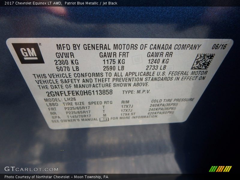 Patriot Blue Metallic / Jet Black 2017 Chevrolet Equinox LT AWD