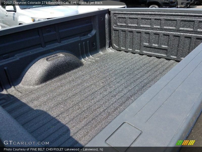Black / Jet Black 2017 Chevrolet Colorado Z71 Extended Cab 4x4