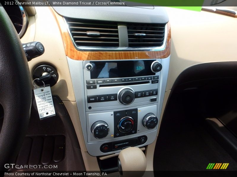 White Diamond Tricoat / Cocoa/Cashmere 2012 Chevrolet Malibu LT