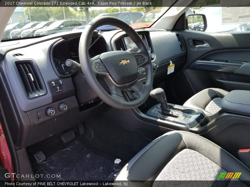 Cajun Red Tintcoat / Jet Black 2017 Chevrolet Colorado Z71 Extended Cab 4x4